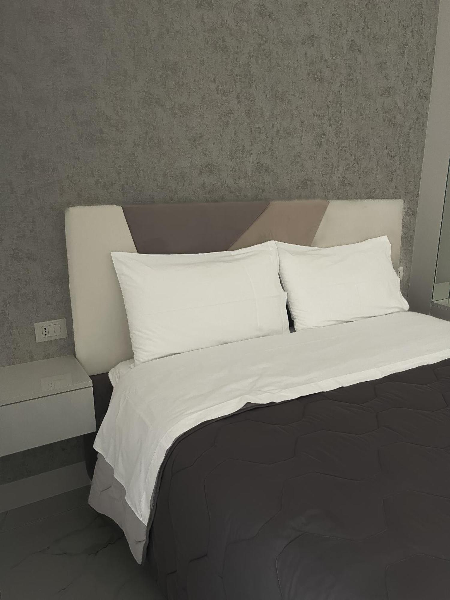 Alissa Suite Рим Екстериор снимка